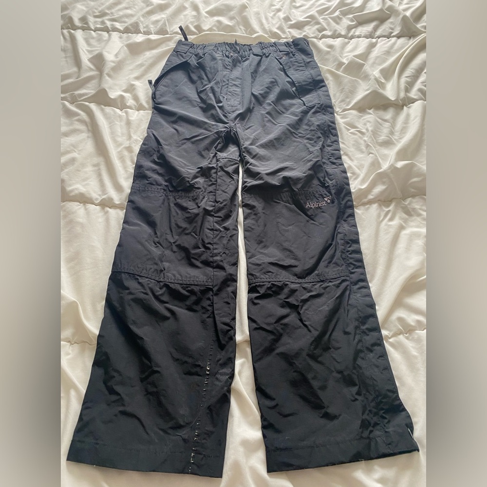 Men’s Size M Alpinist Black Mesh-Lined Outdoor Pants with Gold Label